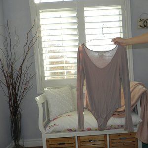 Wilfred: Mauve Long Sleeve Bodysuit